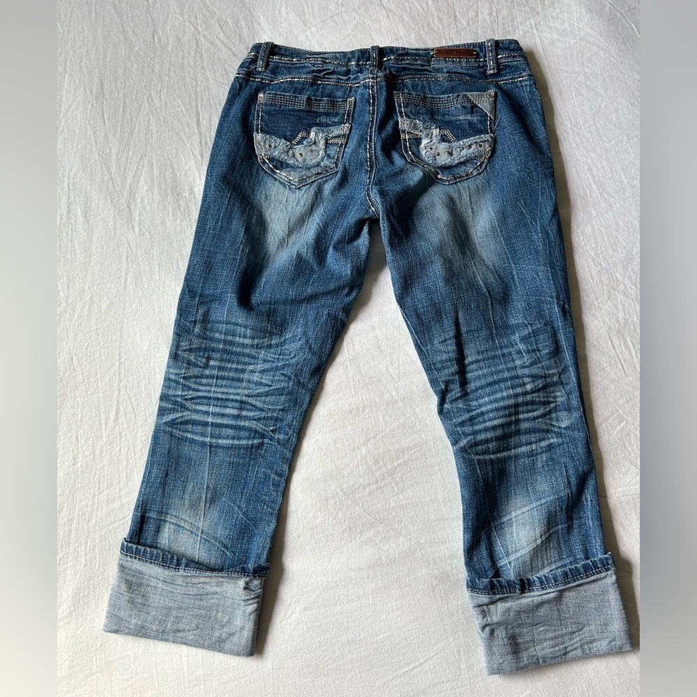 Almost Famous Distressed Y2K Capri Jeans - Picture 3 of 11